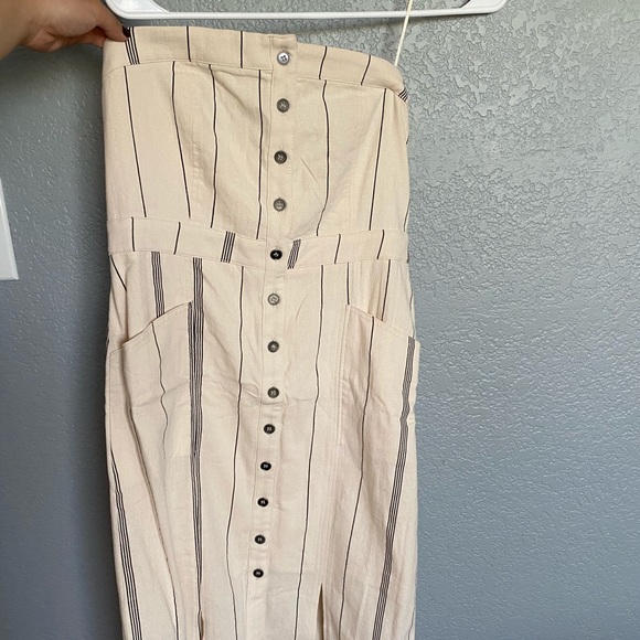 F21 strapless midi - Picture 2 of 2